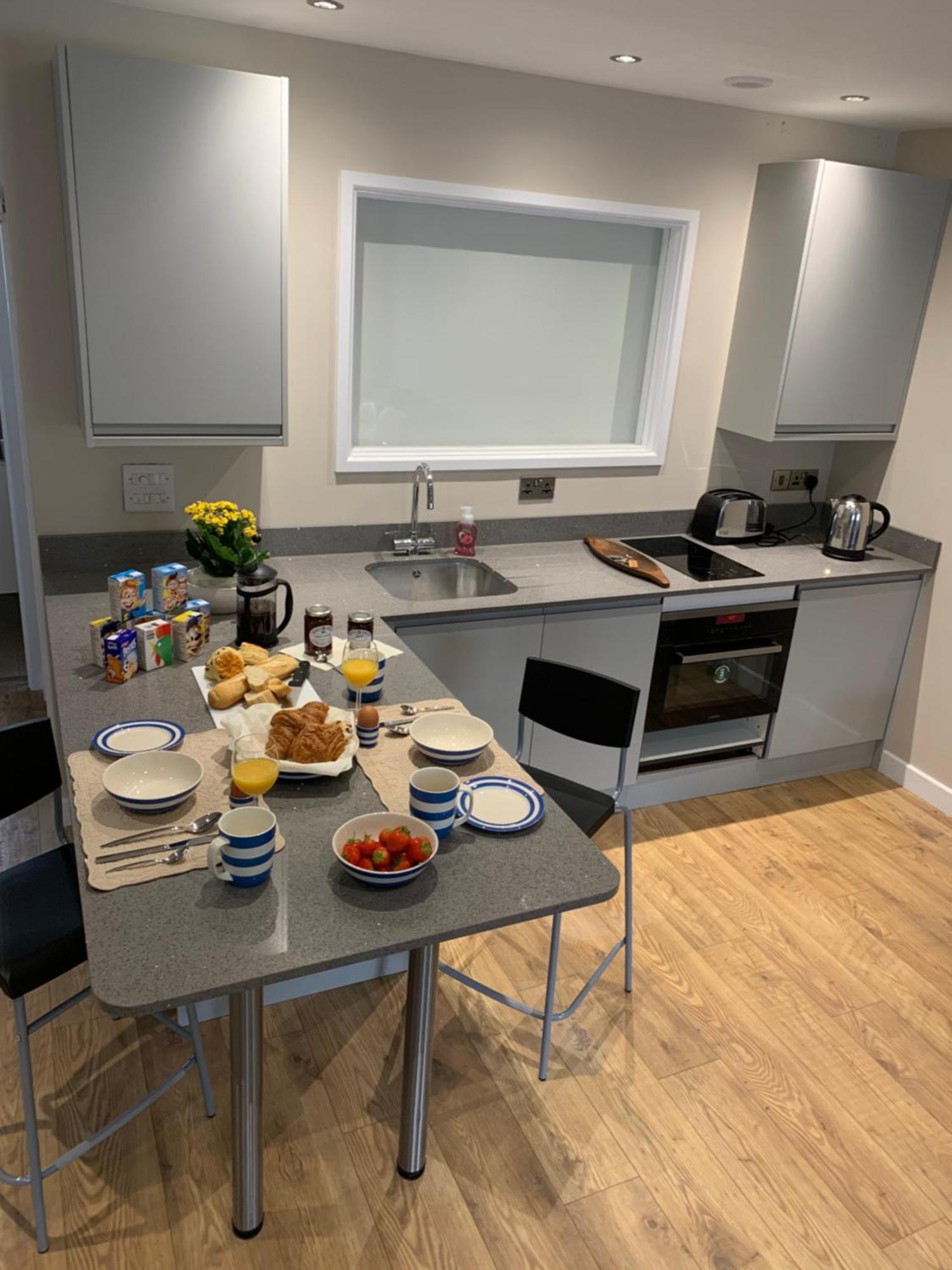 Lovely Flat, Balcony & Woodstove, Parking Close Apartment St Agnes (Cornwall)